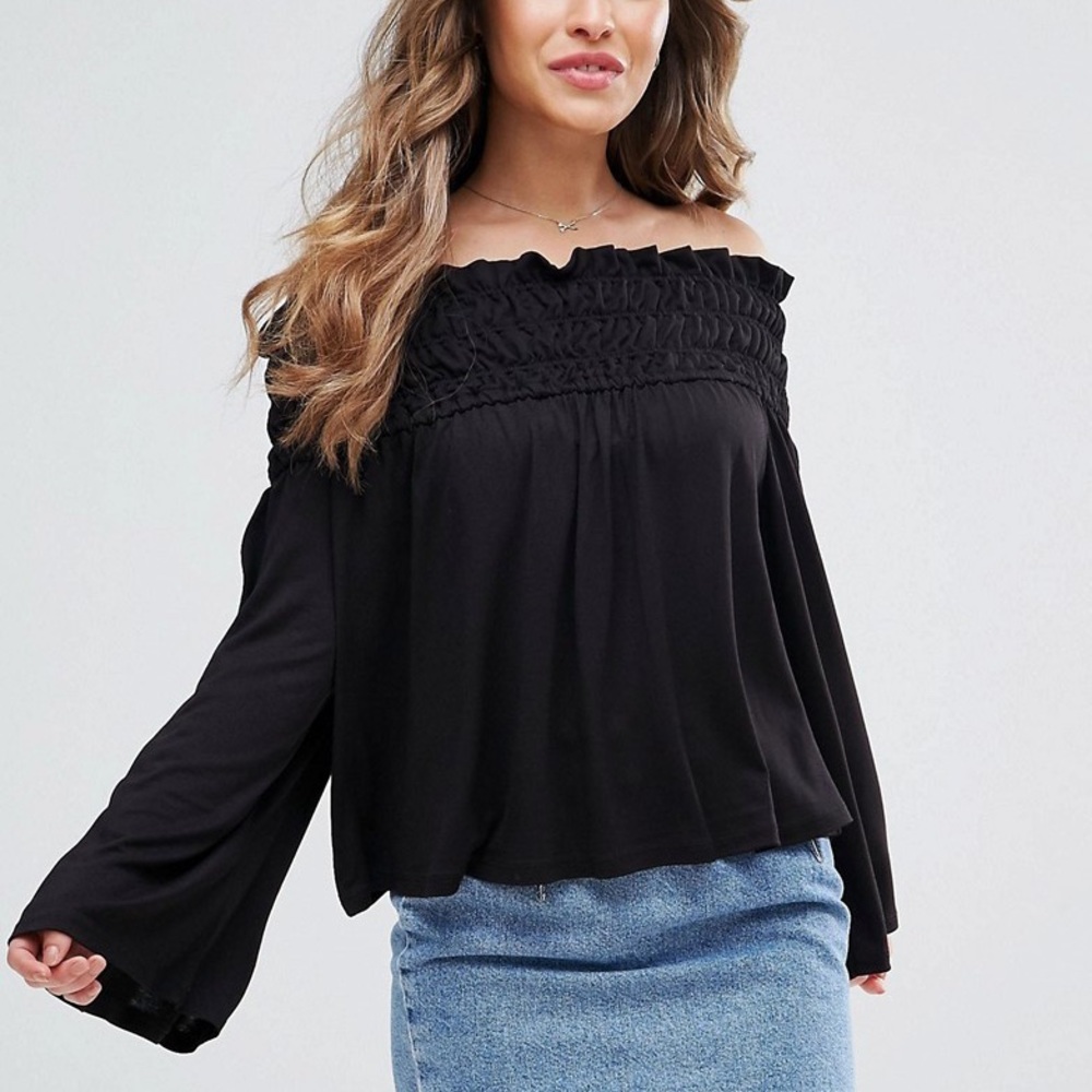 💜2/40$💜 Black off the shoulder top